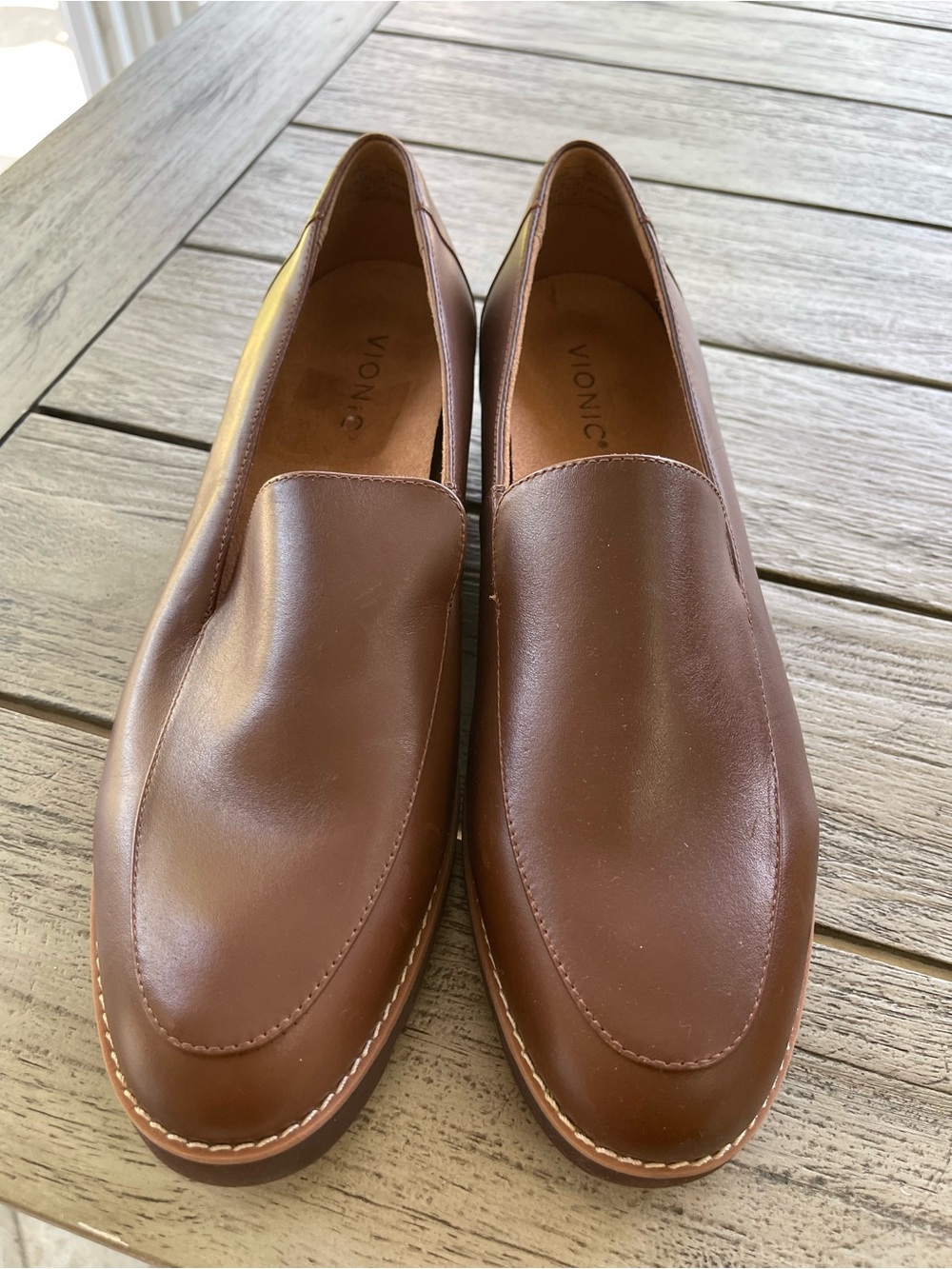 Vionic Women’s Kensley Brown Nappa Leather Slip-On Loafers Size 12 NWOT